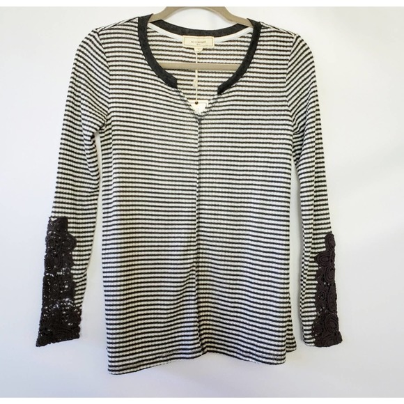 no comment Tops - Long Sleeve Top With Embroidered Cuffs